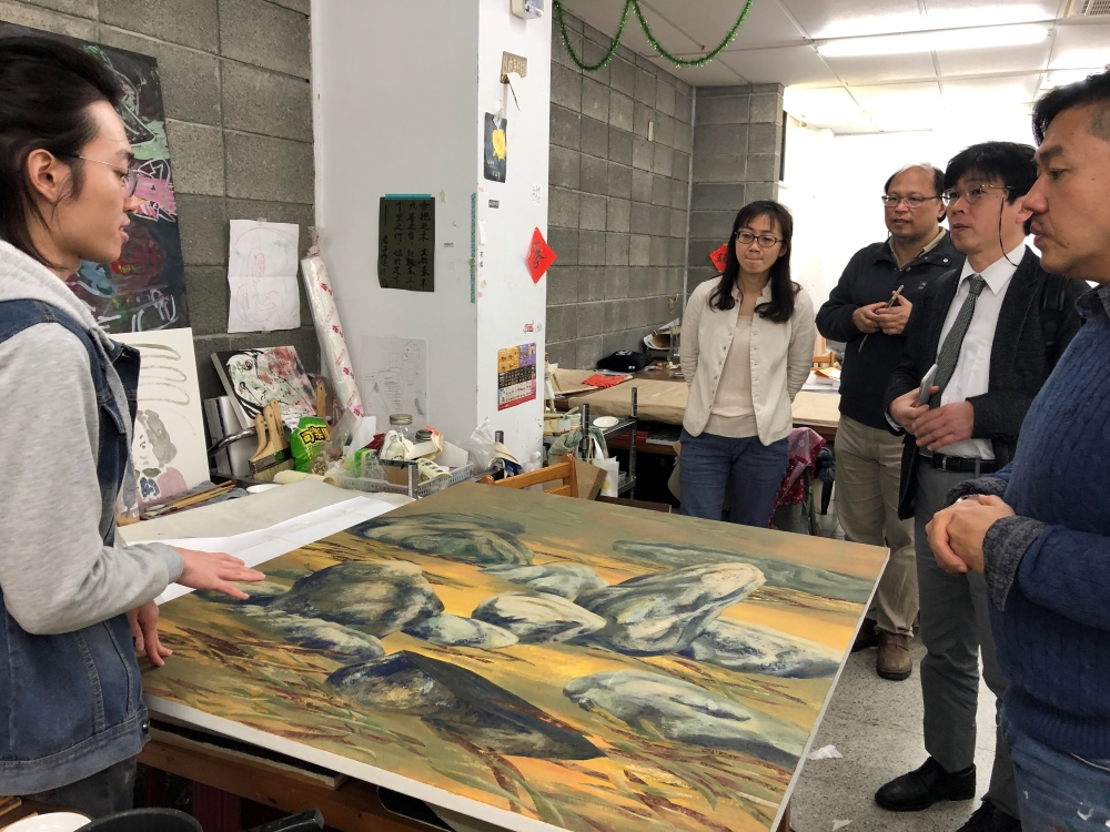 Visiting student studio - Discussing with students (Left) Checking material used by students (Right)
