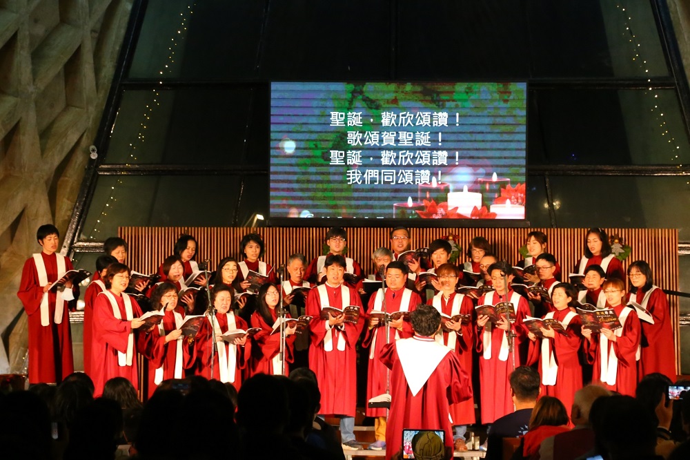 東海大學平安夜詩歌獻唱1