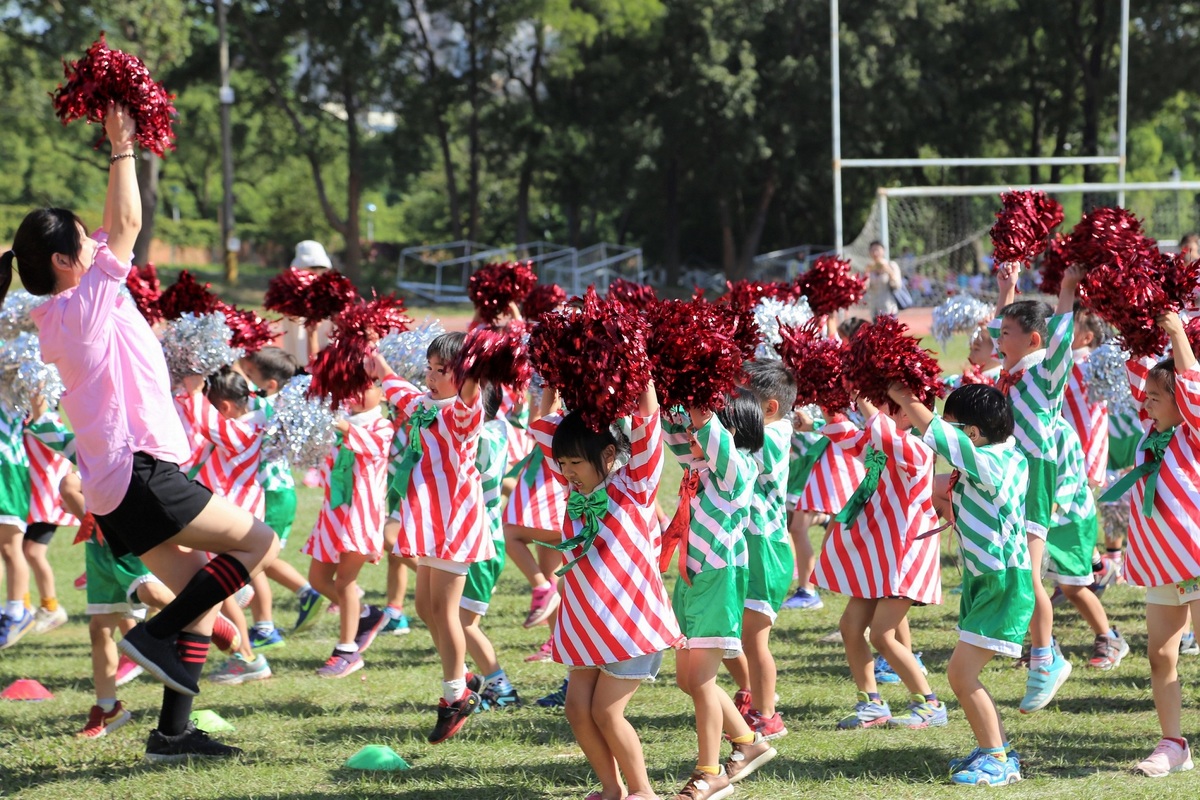 Great performance by children from the affiliated kindergarten
